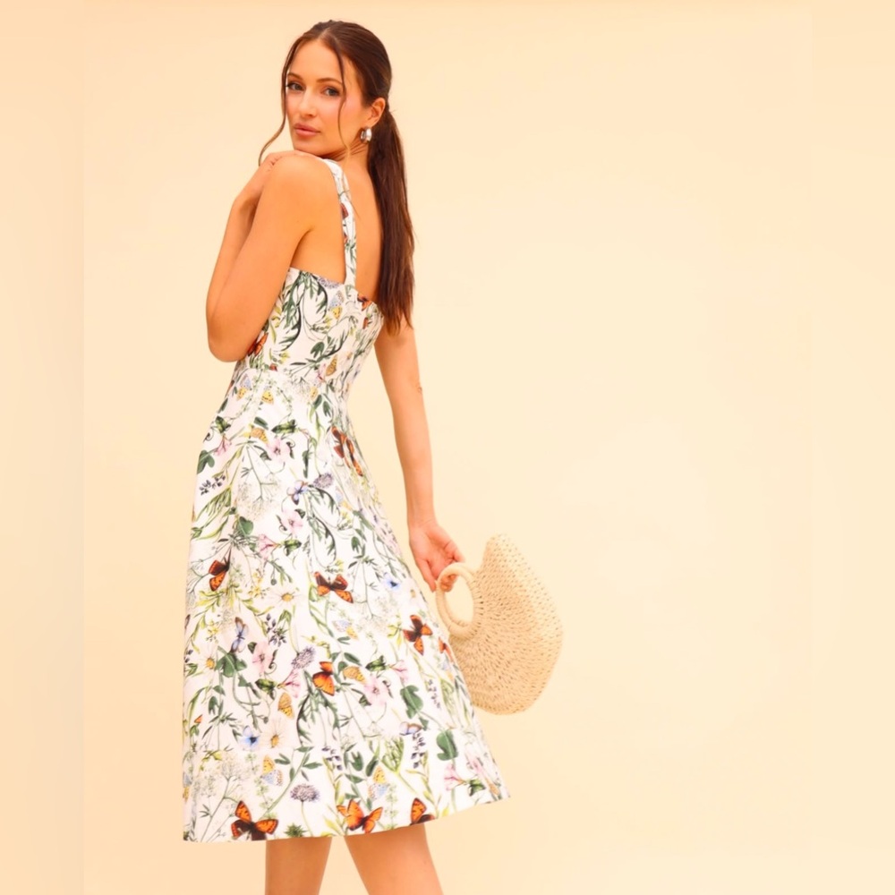Avec Les Filles Botanical Fit & Flare Midi Dress in Butterfly Floral - Picture 5 of 17